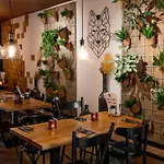 Wolf Kitchen & Bar Szálloda Alkmaar