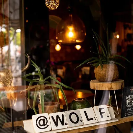 Wolf Kitchen & Bar Ξενοδοχείο Αλκμάαρ