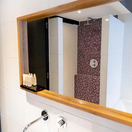 Hotel Wolf Kitchen & Bar 4*