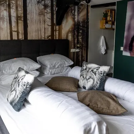 Wolf Kitchen & Bar 4*