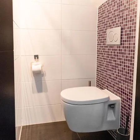 Wolf Kitchen & Bar Hotel 4*