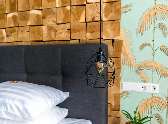 Wolf Kitchen & Bar 4*