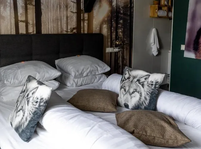 Wolf Kitchen & Bar 4*