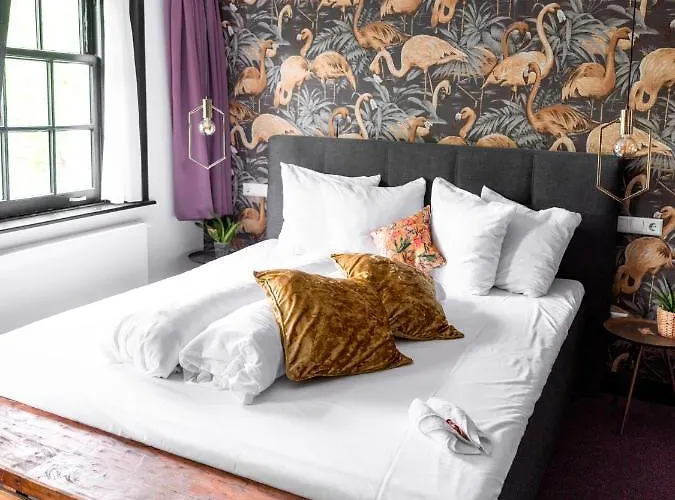 Wolf Kitchen & Bar 4*