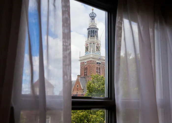 Wolf Kitchen & Bar 4*