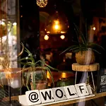 Wolf Kitchen & Bar 호텔 알크마르