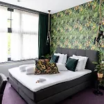 Wolf Kitchen & Bar 호텔 알크마르