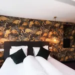Wolf Kitchen & Bar 4*