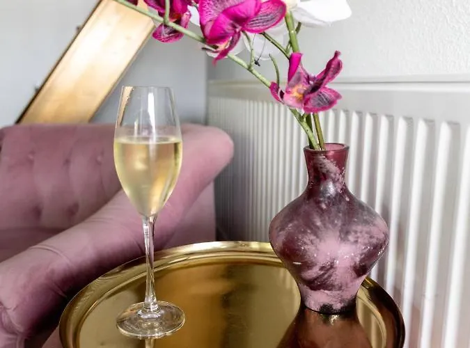 Hotel Wolf Kitchen & Bar