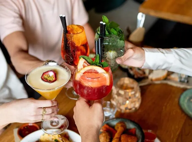 Wolf Kitchen & Bar Hotel