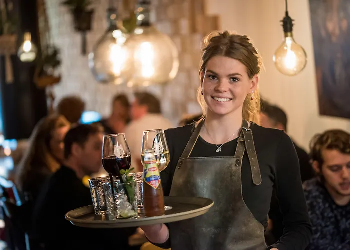 Hotel Wolf Kitchen & Bar 4*